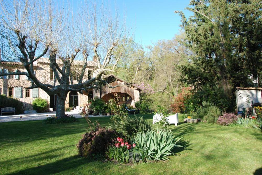 Bed and Breakfast Le Moulin Des Pinchinats Aix-en-Provence Exteriér fotografie